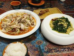 -乡村馕坑肉·烧烤·新疆菜·本地人更爱吃(阿勒泰首店)