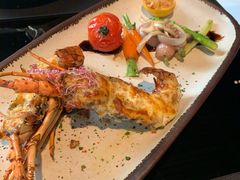 香焗龙虾配自制黑松露酱-上海苏宁宝丽嘉酒店·Cafe Bellagio西餐厅