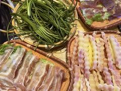 -阿婆情腊排骨火锅·野生菌季(古城旗舰店)