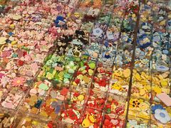 -郑在DIY·潮玩银饰绘画手作(中央大道旗舰店)