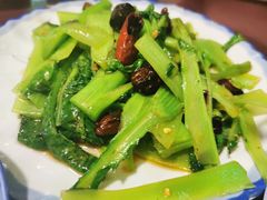 炒时蔬-百年粉蒸牛肉