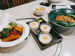 -乜都得港式茶楼(天贵路店)