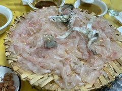 -官塘陈记鱼生·潮汕砂锅粥·牛肉火锅(潮枫路总店)