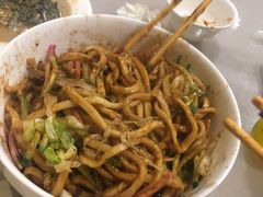 -黑八私房老北京炸酱面