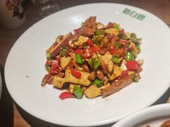 -新白鹿餐厅(滨江银泰店)