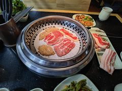 -梨花自助烤肉(乐宾店)