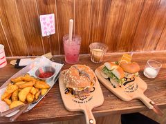 -Catch Bagel(芳草地店)