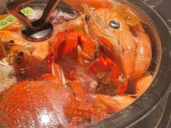 -钱小奴海鲜自助黑金店(杭州滨江龙湖店)