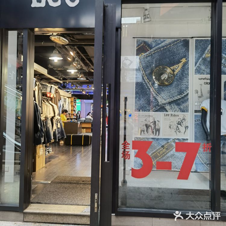 奥莱买啥？MLB 4折封顶，MK 3-5折，coach 5折