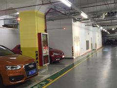 -环球港-停车场