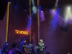 -TZ House音乐现场(来福士中心店)