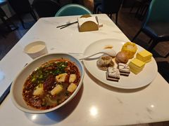 -桔子酒店(南京新街口张府园地铁站店)