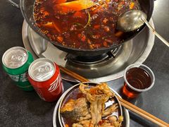 -鸿顺老铁锅美蛙鱼府(解放碑店)