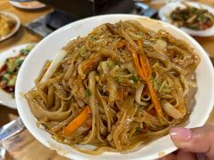 -宏兴烤鱼山庄(宣恩总店)