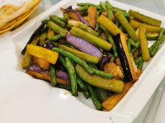 烧汁三宝-东江渔村·古典园林·30年粤菜老字号(太和店)