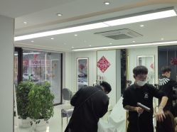 -阿三造型烫染•接发