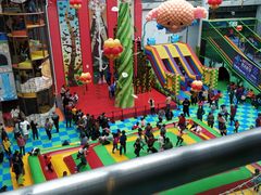 -蒙特利亲子乐园