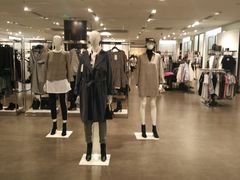 店内环境-ZARA(仓山万达店)