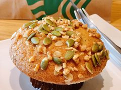 大蘑菇头奇亚籽坚果麦芬-星巴克(洛阳中州路王府井店)