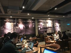 大堂-星巴克(上海虹桥南丰城办公楼店)