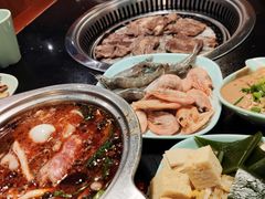 -九寸花汀海鲜烤肉自助(中东迪克店)