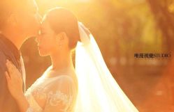 -巴黎婚纱摄影工作室