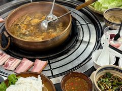 -阿山卓·野生菌火锅·纳西火塘烤肉