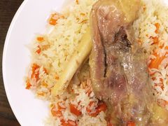 单腿抓饭-巴依家新疆手抓饭(菱角湖万达店)