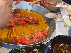 -巴厘龙虾·榜首油焖大虾(音乐学院·沿江酒馆店)