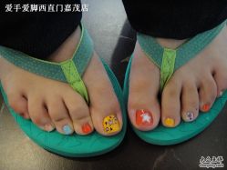 点击看大图 爱手爱脚-摩睫+皮肤管理·科学美容中心
