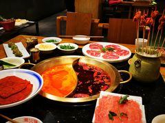 -潮火锅·麻辣牛肉火锅(观音桥方圆·LIVE店)