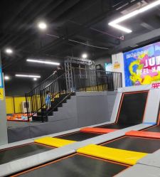 -蹦贝运动中心·蹦床·攀岩·闯关(龙岗店)
