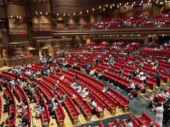 -交通银行前滩31演艺中心