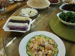 -云河农家乐饭店(福禄缘树山店)