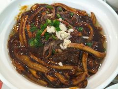 清炒响油鳝丝-阿金大白·上海菜馆(新天地店)