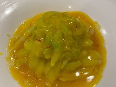 红花汁扒娃娃菜-悦真雅院·四合院·清真私房菜(雍和宫店)