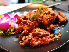 黑椒蒜香软壳蟹-Ruen Urai