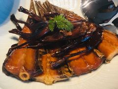 山茶油腊山鸡蒸腊青鱼尾-湘上湘(米其林餐厅-正大中心总店)