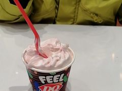-DQ·蛋糕·冰淇淋(大宁国际商业广场店)