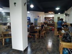大堂-叶二姐九尺鹅肠火锅(南部新城店)