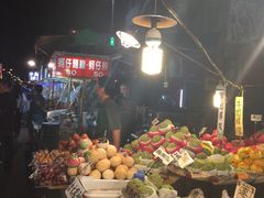 -六合夜市