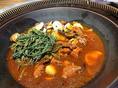 -山河屯铁锅炖(哈西站店)