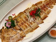 干煎踏板鱼-皇朝海鲜酒店