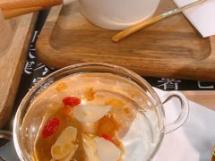 桃胶凉粉-炖物24章·顺时轻养茶(杭州大厦店)