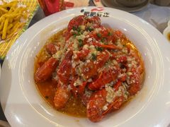 -肥肥虾庄·金牌油焖大虾(汉口城市广场店)