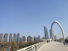 -南京眼步行桥