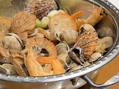 -赶海部落海鲜城(海阳路店)