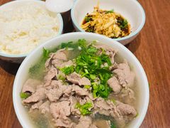-犇逸·乐山跷脚牛肉·四川现炒(览海店)