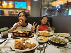 -菲滋意式餐厅(富阳东方茂店)