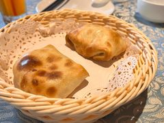 馕坑烤包子-巴扎美食·新疆菜·西域歌舞表演餐厅(新疆大厦店)